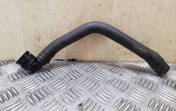 Volkswagen Tiguan Engine coolant pipe/hose 5N0122073J
