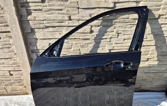 BMW X1 F48 F49 Front door 