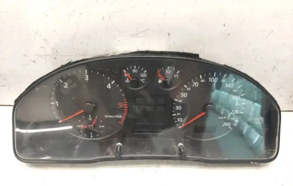 Audi A4 S4 B5 8D Speedometer (instrument cluster) 8D0919861A 110008884