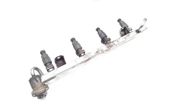 Audi TT Mk1 Fuel injectors set 06A906031BC