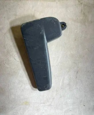 Volkswagen Golf VII Engine bonnet (hood) release handle 6R1823533
