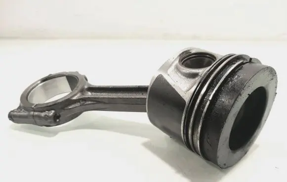 Audi A4 S4 B8 8K Piston with connecting rod 04LA
