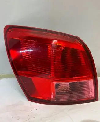 Nissan Qashqai Rear/tail lights 05090