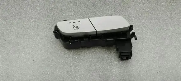 Mercedes-Benz C W205 Seat heating switch A2059050004
