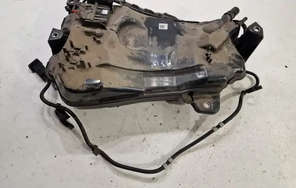 Audi A3 S3 8V AdBlue liquid reservoir 5Q0131877G 7N0941329 5Q0131331E