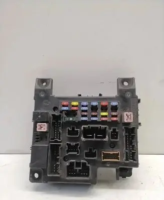 Mitsubishi Outlander Fuse module 8637A318 00239643 519087902