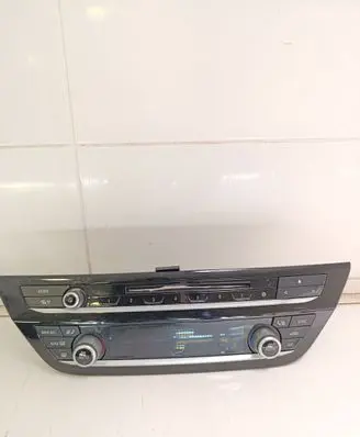 BMW 5 G30 G31 Climate control unit 641111419110 11419110 683441902