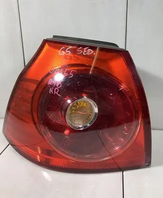 Volkswagen Golf V Rear/tail lights 1K6945257