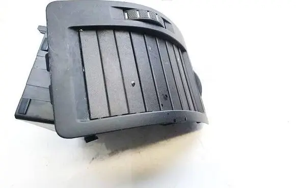 Skoda Octavia Mk2 (1Z) Dashboard side air vent grill/cover trim 02124902w