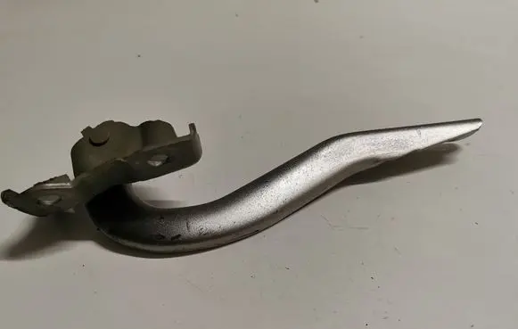 Subaru Outback (BS) Engine bonnet/hood hinges