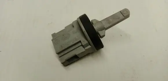 Audi A3 S3 A3 Sportback 8P Interior temperature sensor 1K0907543