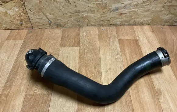 Opel Insignia A Intercooler hose/pipe VRBE20528