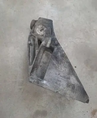 BMW X5 E70 Engine mounting bracket 6772680 67871110 A1619603