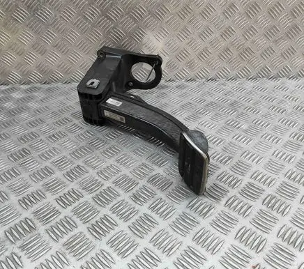 Audi E-tron GT Brake pedal 9JA723029A