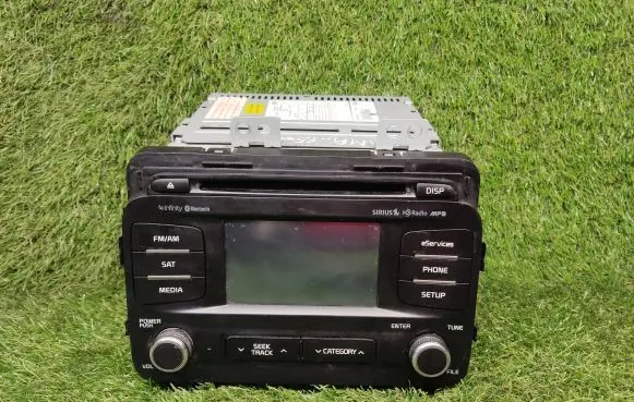 KIA Optima Radio/CD/DVD/GPS head unit 961604CAA1CA