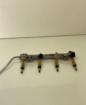 Toyota Auris 150 Fuel injectors set 2325037010 069082316