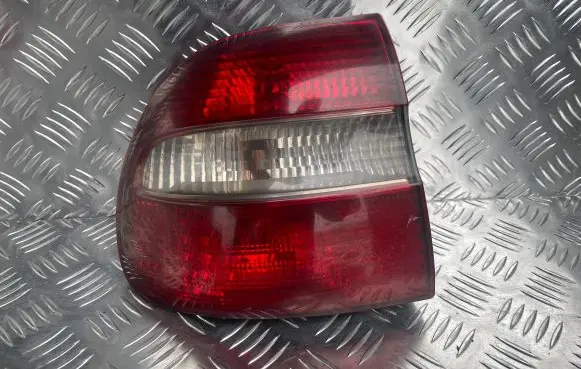 Volvo S40, V40 Rear/tail lights