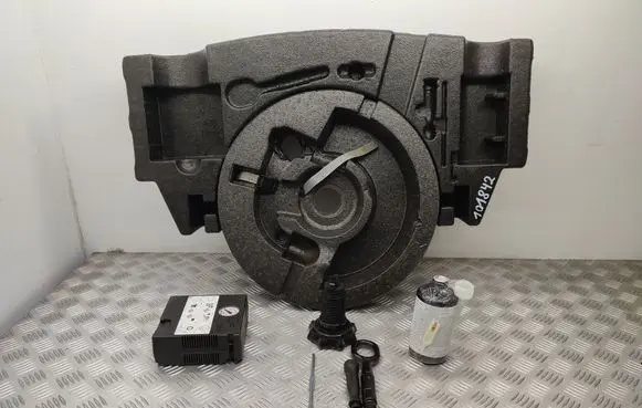 Volkswagen T-Roc Tool box 2GA807341C 2GA012115