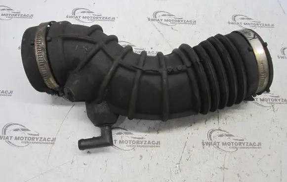 Air intake hose/pipe