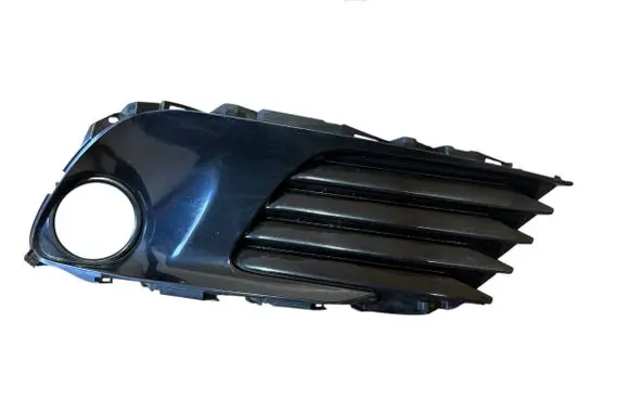 Toyota Auris E180 Front bumper lower grill 8148102580