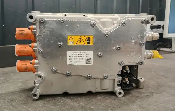 Mercedes-Benz EQS V297 Voltage converter/converter module a0003420401