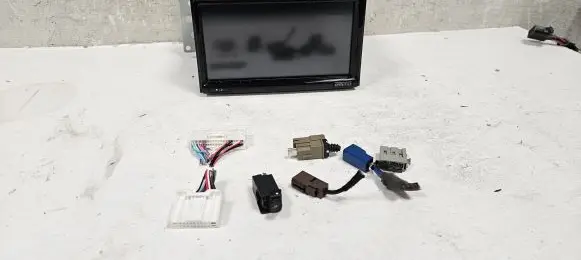 Nissan Leaf I (ZE0) Sound system wiring loom 259154NR0A