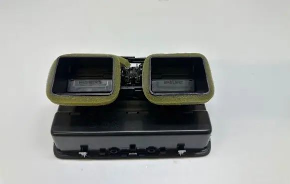 Porsche Cayenne (9Y0 9Y3) Rear air vent grill 9Y0863071B