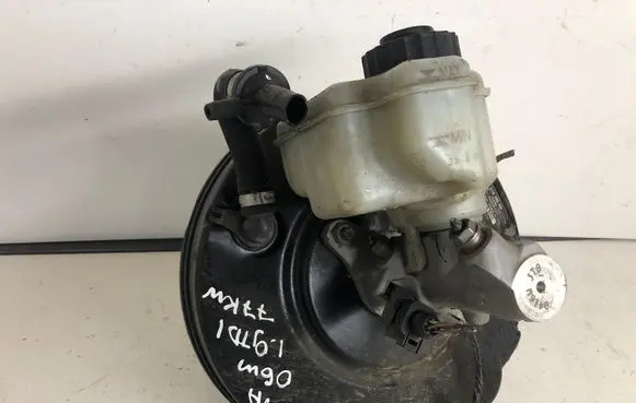 Skoda Octavia Mk2 (1Z) Brake booster 1K1614105AN