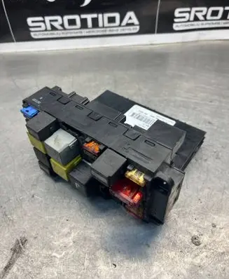 Mercedes-Benz C W203 SAM control unit 2035452801