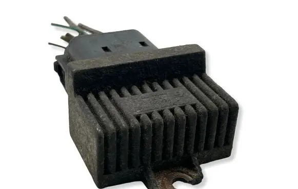 Renault Laguna II Glow plug pre-heat relay 