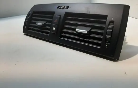 Dash center air vent grill