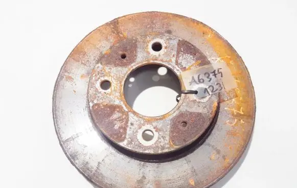 Mitsubishi Carisma Front brake disc ventiliuojamas