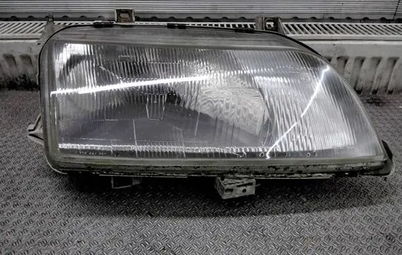 Volkswagen Sharan Headlight/headlamp 7M1941016H 0301048302