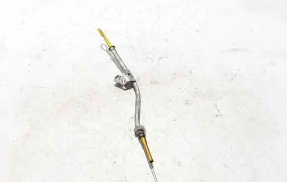 Renault Megane III Oil level dip stick 111510584R