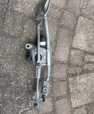 Volvo S70 V70 V70 XC Front wiper linkage and motor 404775 8648343 13464