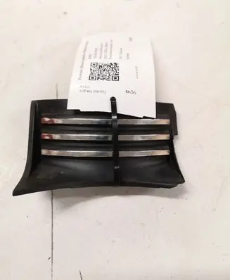 Under headlight/headlamp trim