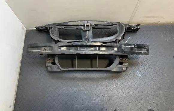 BMW 3 E92 E93 Radiator support slam panel 7147603 7267672