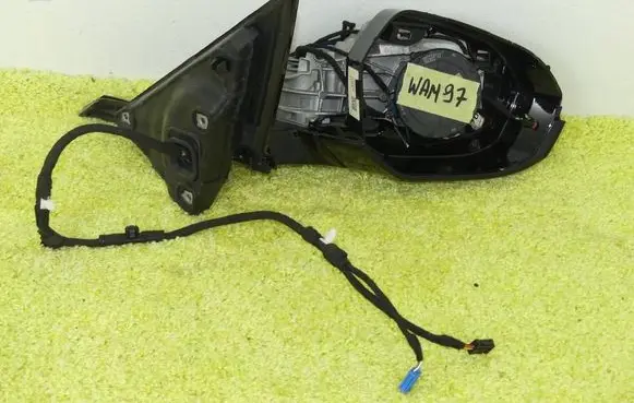 BMW 7 G70 Front door electric wing mirror 11301-106