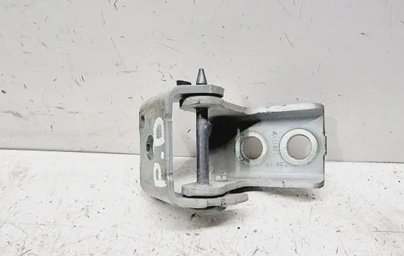 Peugeot 3008 II Front door upper hinge 1608322680