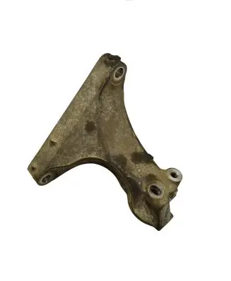 Subaru Outback (BS) Engine mounting bracket