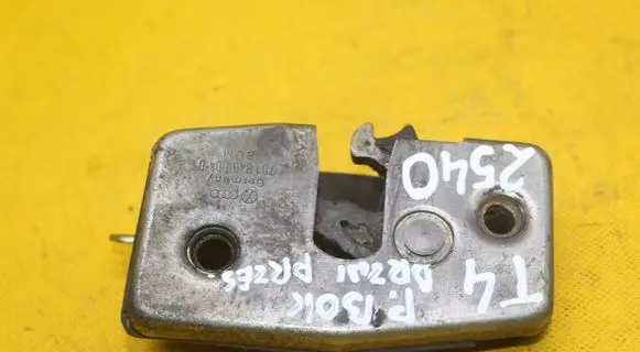 Volkswagen Transporter - Caravelle T4 Sliding door lock 701843604D
