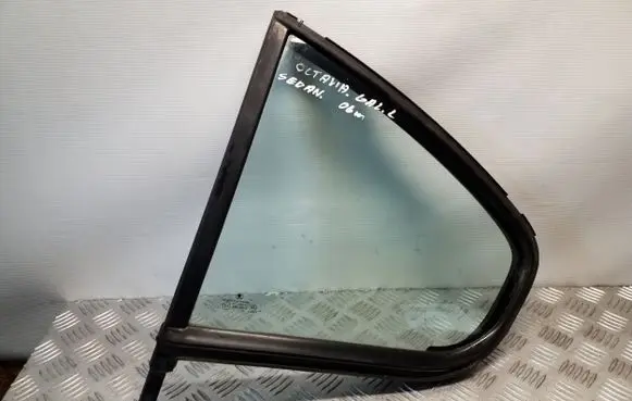 Skoda Octavia Mk2 (1Z) Rear side window 1Z5845209