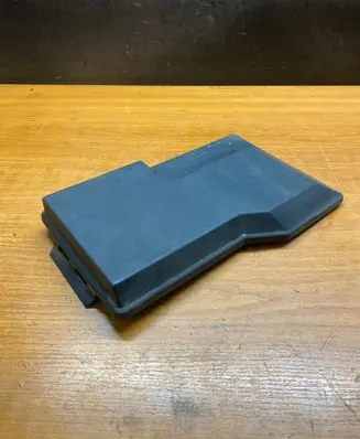 BMW 3 E36 Fuse box cover 61131387613