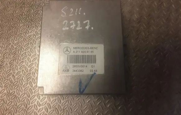 Mercedes-Benz E W211 Bluetooth control unit module 2118206185 A2118206185