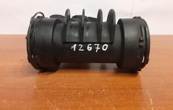 Mercedes-Benz C W203 Intercooler hose/pipe A2035200095 12670
