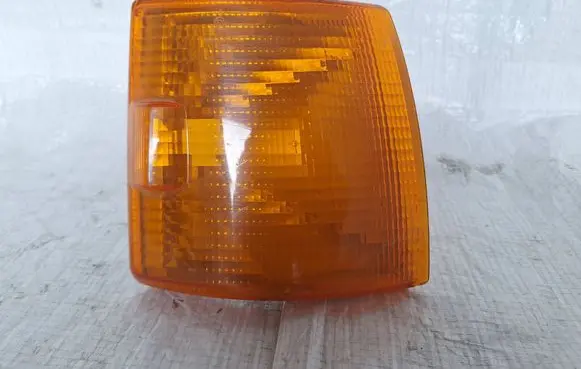 Volkswagen Transporter - Caravelle T4 Front indicator light 701953050B