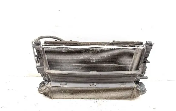 Volvo V40 Radiator set 31686809