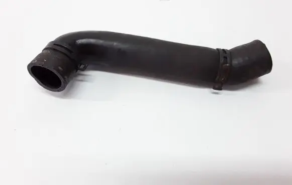 Volkswagen Golf IV Engine coolant pipe/hose