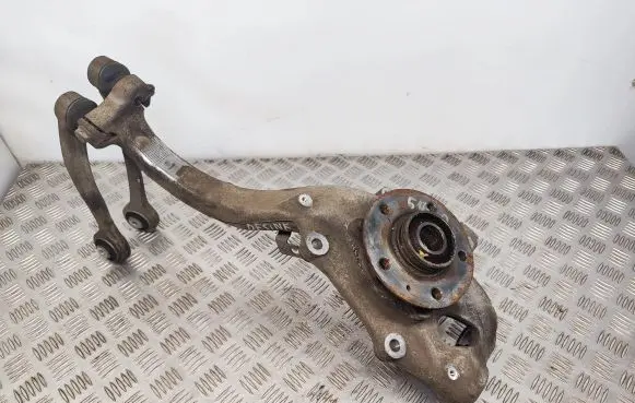 Audi A8 S8 D4 4H Front wheel hub spindle knuckle 4H0407258L 4H0407242L