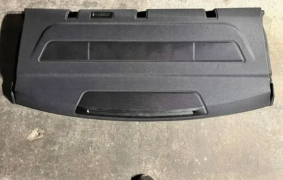 Mercedes-Benz E W212 Parcel shelf braknumeruczci